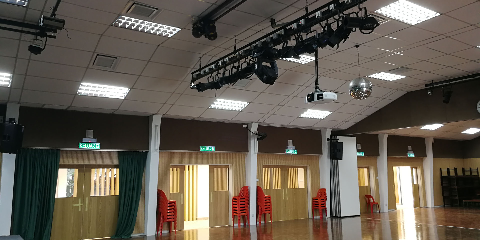 Alice Smith School Hall Stage Lighting