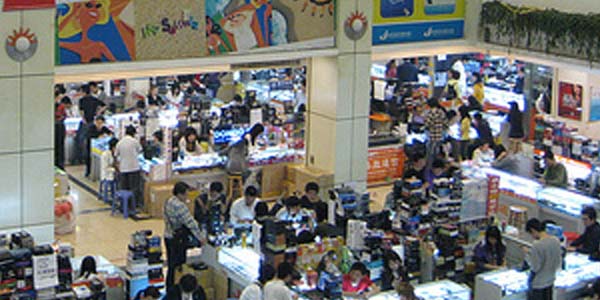 Inside Electronics Market in Shenzhen