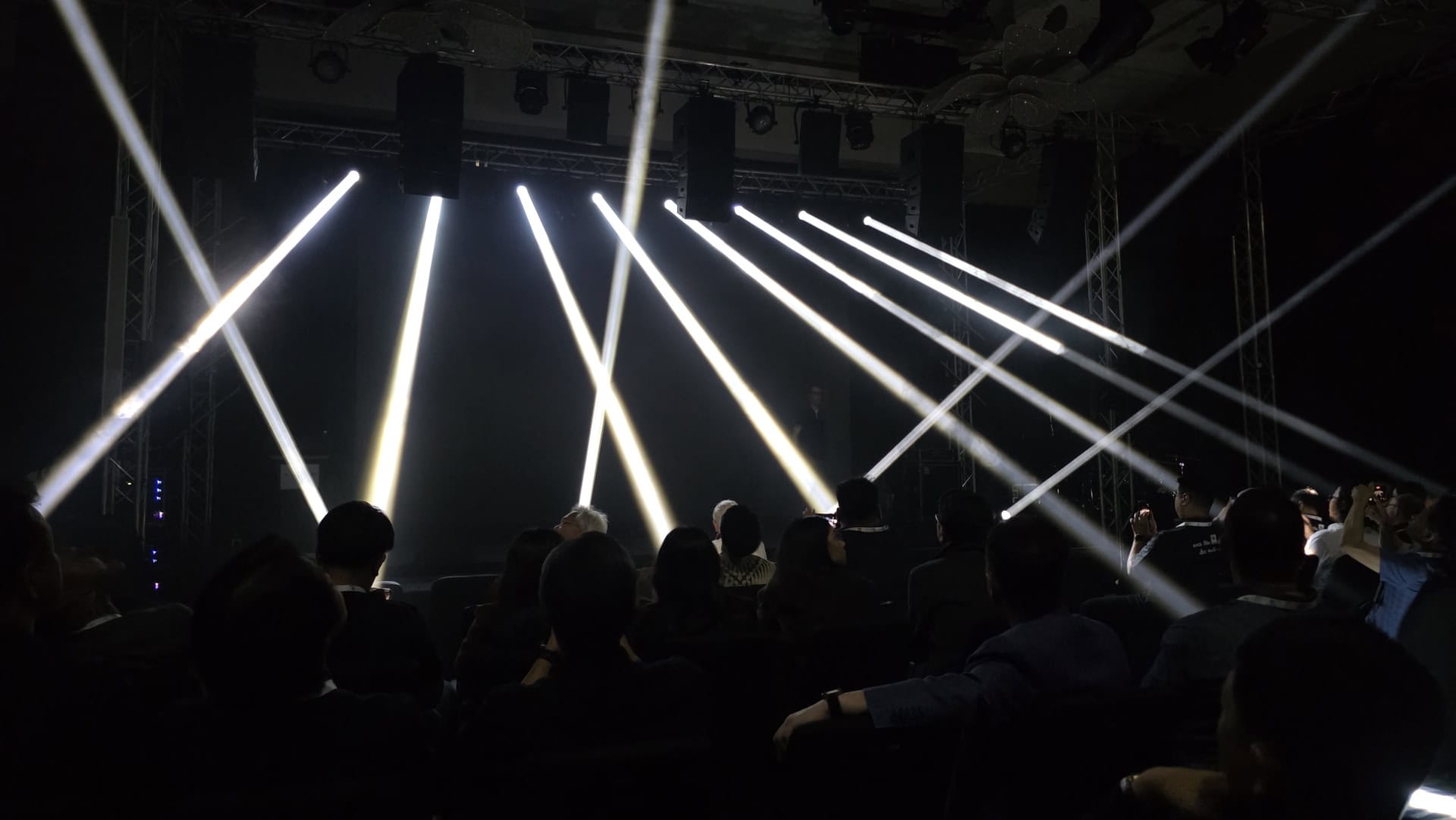 Mac One Beam Effect Beam