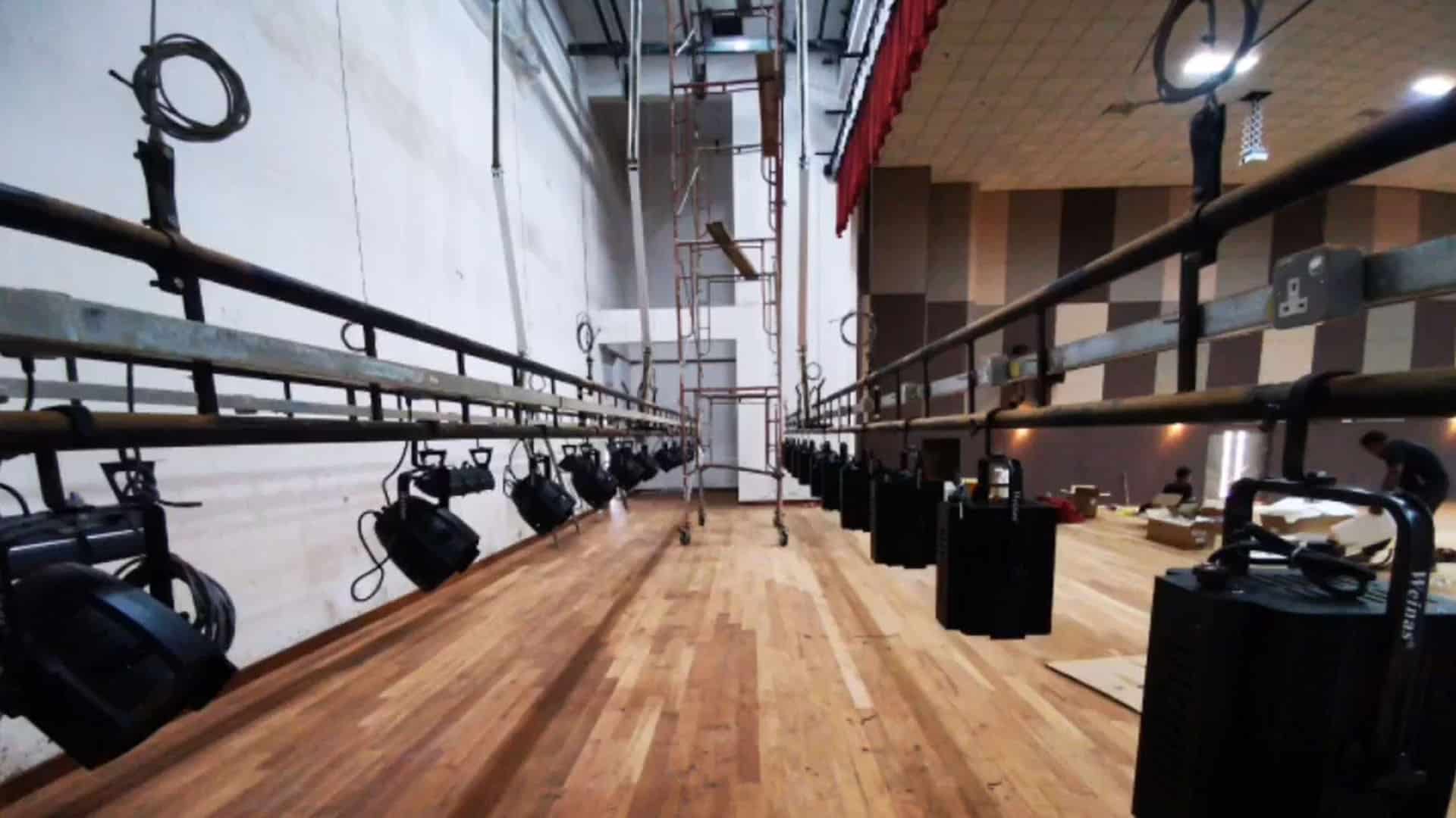 Politeknik Lighting Bar