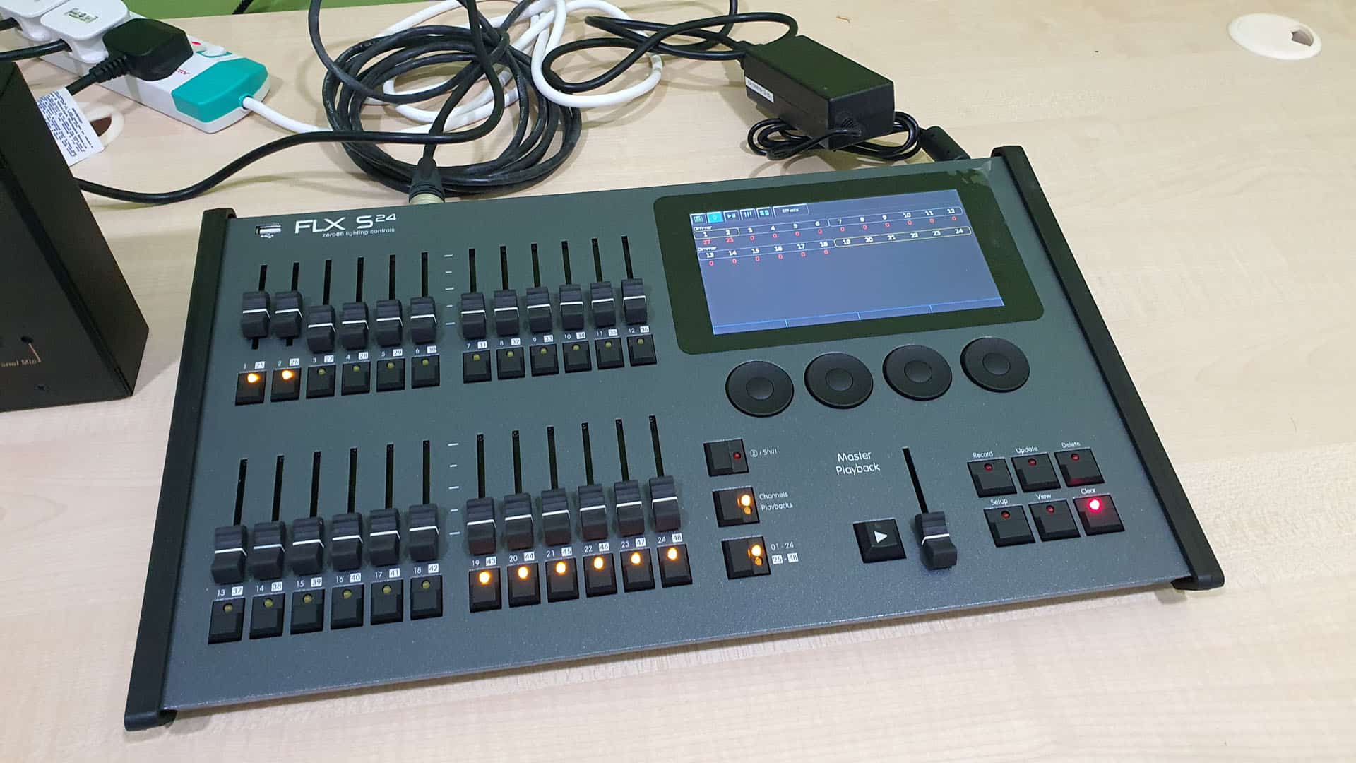 Zero88 FLX S24 Controller