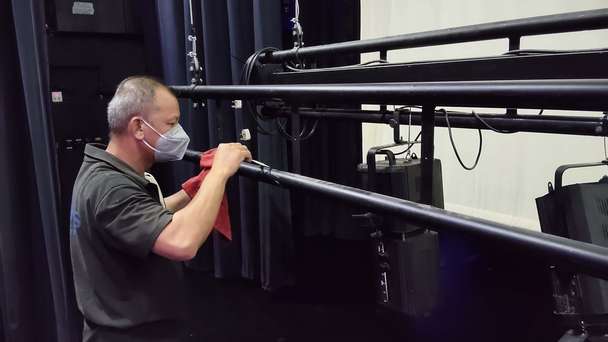 Service Motorised Bar